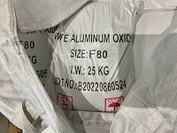 1 partij zakken witte aluminiumoxide - afbeelding 1 van  2