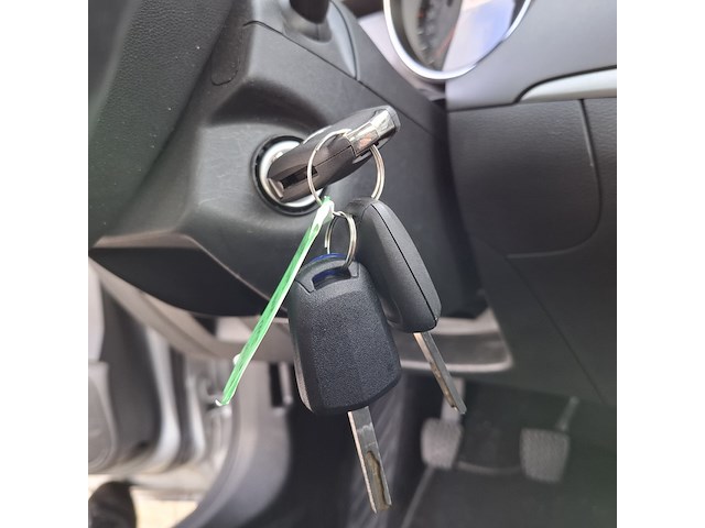 1 personenauto, opel, astra - afbeelding 20 van  45