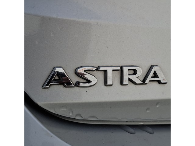 1 personenauto, opel, astra - afbeelding 37 van  45