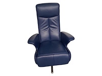 1 x blauwe lederen relaxstoel – comfort & luxe uitstraling - afbeelding 1 van  3