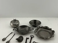 10 delig tiinen set - afbeelding 2 van  3