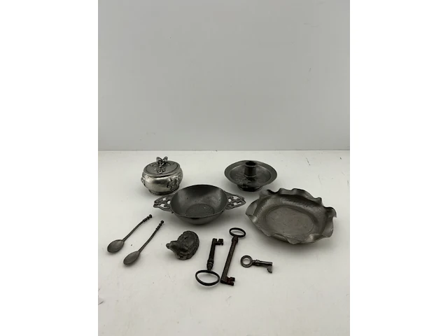 10 delig tiinen set - afbeelding 3 van  3