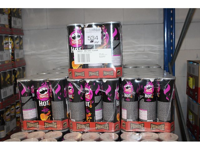 10 dozen pringles hot bbq. 90 bussen. - afbeelding 2 van  2
