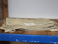 10 geldzakjes. lengte 35 cm. - afbeelding 1 van  2