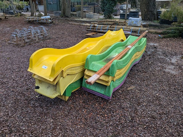 10 glijbaan - afbeelding 1 van  10