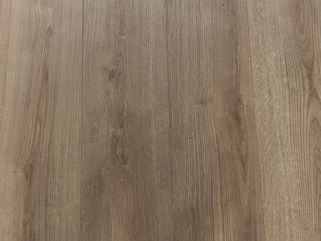 10 m2 laminaat plank - 1393 x 193 x 8 mm - afbeelding 1 van  3