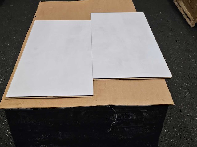 10 m2 laminaat tegel - 810 x 400 x 8 mm - afbeelding 3 van  3