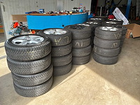 10 sets autoband met velg - afbeelding 1 van  15