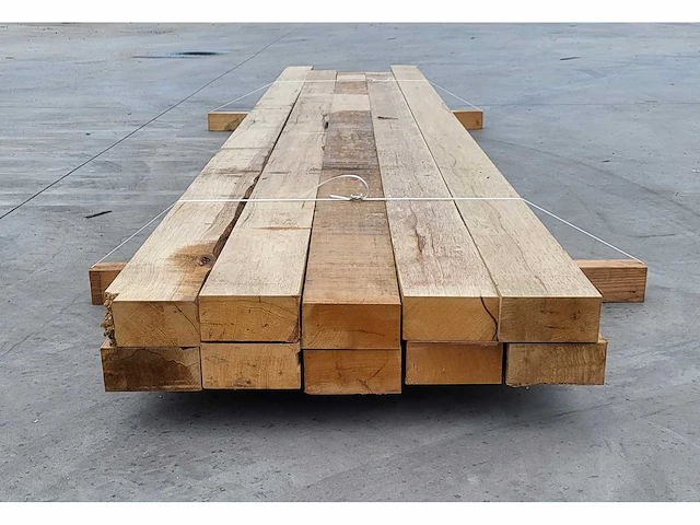 10 x afrikaans eiken 60 x 130mm, lengte 360 / 390cm - afbeelding 1 van  4