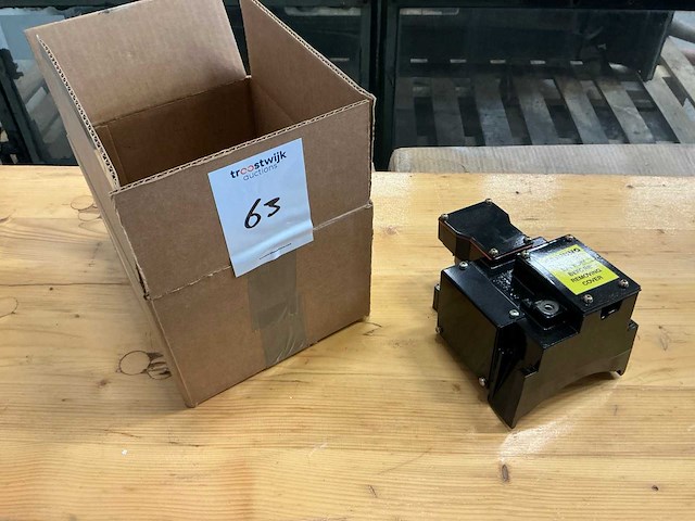 100 amp spanningsregelaar - afbeelding 6 van  6