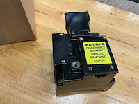 100 amp spanningsregelaar - afbeelding 2 van  6