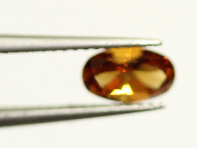 1,00 ct. ovale vorm mandarijne kleur citrien-edelsteen - afbeelding 2 van  6