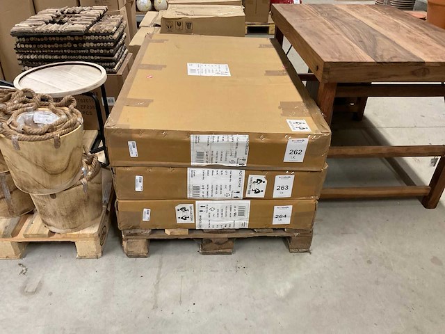 100% gerecycled tafel - afbeelding 6 van  6