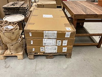 100% gerecycled tafel - afbeelding 6 van  6