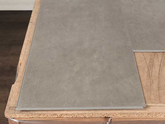 100 m2 pvc click tegel - 610 x 305 x 4 mm - afbeelding 2 van  4