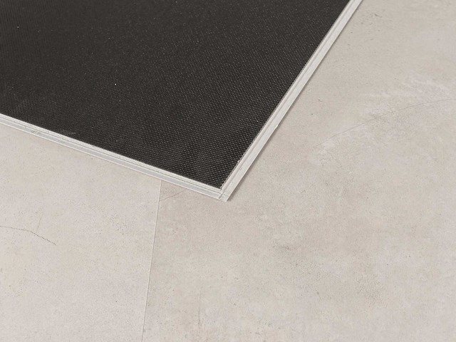 100 m2 pvc click tegel met xps onderlaag - 610 x 305 x 4+1 mm - afbeelding 3 van  4
