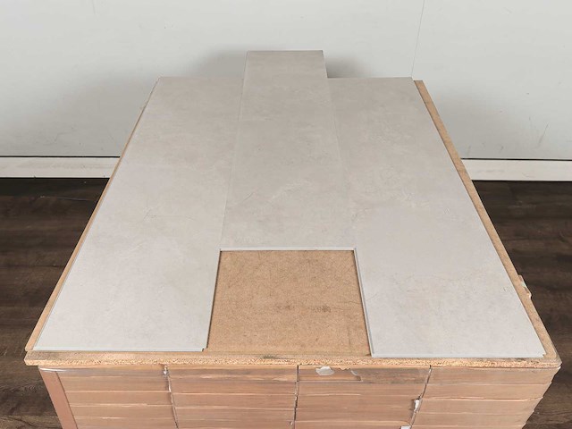 100 m2 pvc click vinyl tegel met xps onderlaag - 610 x 305 x 4+1 mm - afbeelding 3 van  4
