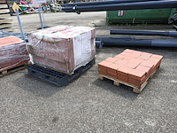 100 m2 rode steen - afbeelding 4 van  5