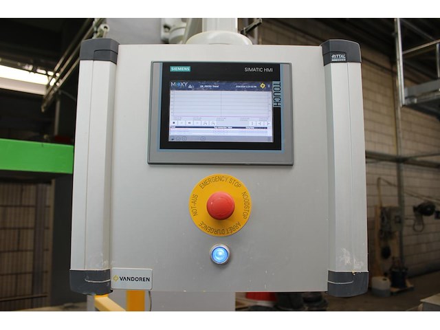 100 tons pers met persoppervlakte 900 x 3000 mm met rexroth hyag31/2000 hydraulische persunit - afbeelding 10 van  16