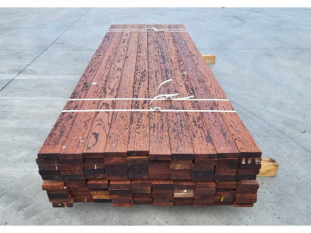 100 x walaba 21 x 68mm , lengte 210cm - afbeelding 1 van  4