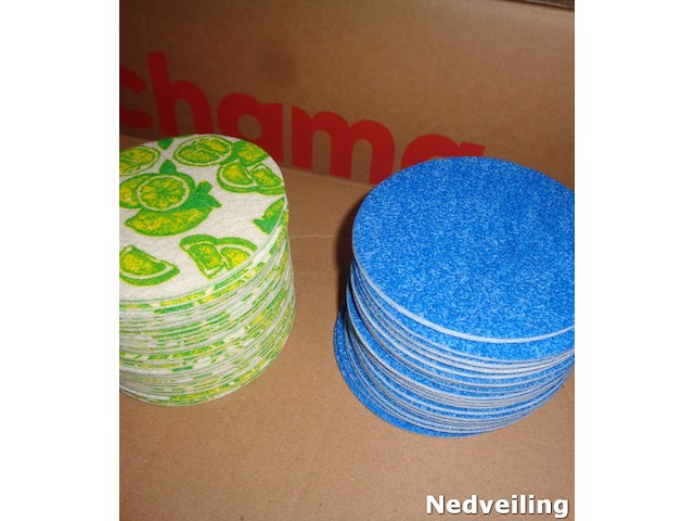 1000 onderzetters 2 kleuren - afbeelding 1 van  3