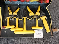 1000 volt geïsoleerde gereedschappen en persoonlijk beschermingsmiddelen in en om gereedschapstas, w.o. in... - afbeelding 2 van  6