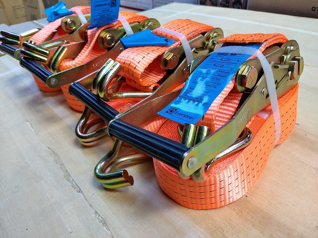 100x spanbanden 5 ton 9 meter - afbeelding 1 van  3