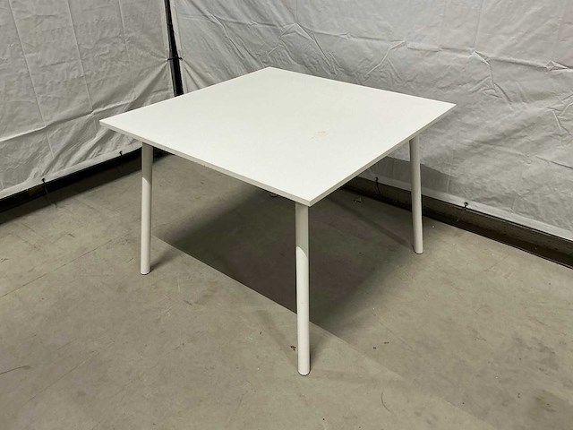 100x100x74 cm kantinetafel - afbeelding 2 van  3