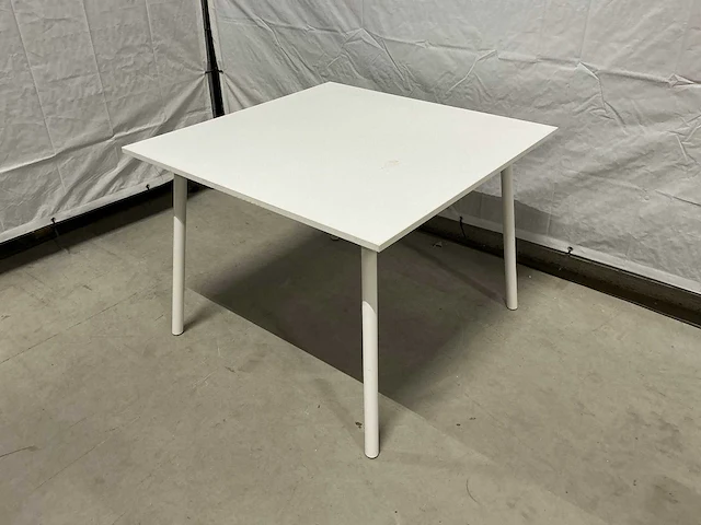 100x100x74 cm kantinetafel - afbeelding 2 van  3