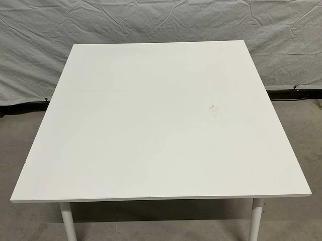 100x100x74 cm kantinetafel - afbeelding 3 van  3