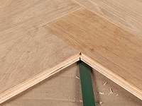 101 m2 parket eiken visgraat onbehandeld mutliplank - 540 x 90 x 14 mm - afbeelding 2 van  4