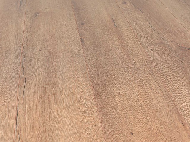 102 m2 laminaat plank watervast - 1383 x 193 x 10 mm - afbeelding 1 van  4