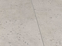 102 m2 pvc click tegel - 638 x 310 x 4,5 mm - afbeelding 1 van  3