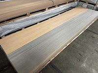 102x composiet vlonderplank massief eiken/licht grijs 400x18x2 cm - 75,5 m2 - co-extrusie - afbeelding 1 van  4