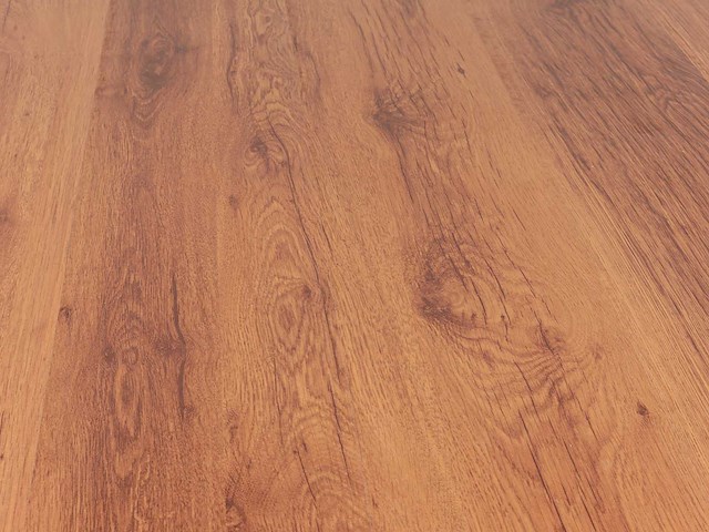 103 m2 laminaat plank watervast - 1383 x 193 x 8 mm - afbeelding 1 van  4