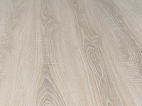 104 m2 laminaat plank - 1383 x 193 x 7 mm - afbeelding 1 van  4