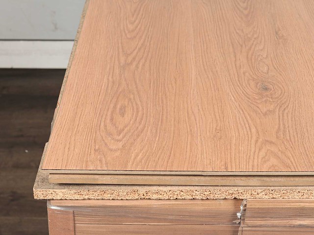 104 m2 laminaat plank watervast - 1287 x 192 x 8,5 mm - afbeelding 3 van  4