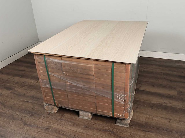 104 m2 pvc click plank - 1510 x 210 x 4,5 mm - afbeelding 4 van  4