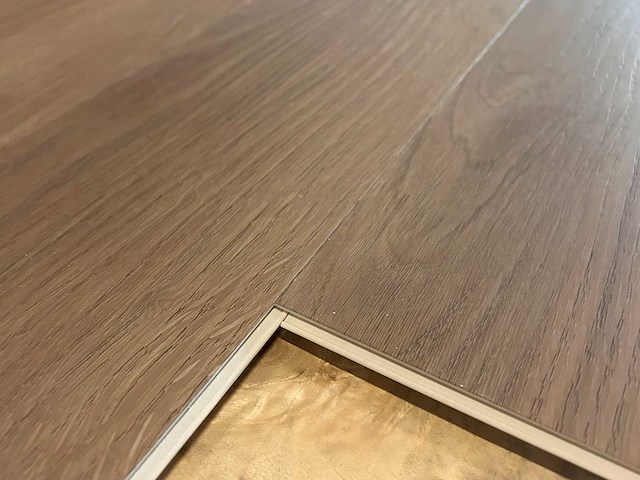 105 m2 pvc spc click plank - 520 x 150 x 4 mm - afbeelding 2 van  3