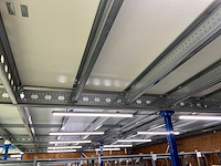 105m2 ssi schäfer vrijstaande entresolvloer v.v.20m ballustrade , palletopzetplaats, ledarmaturen bouwjaar 2018 - afbeelding 10 van  14