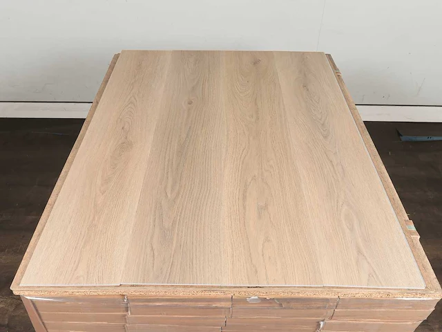 107 m2 pvc click plank met geintegreerde xps onderlaag - 1220 x 228 x 4+1 mm - afbeelding 3 van  4