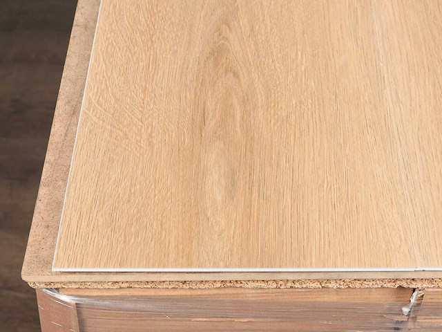 107 m2 pvc spc click plank met xps onderlaag - 1220 x 228 x 4+1 mm - afbeelding 2 van  4