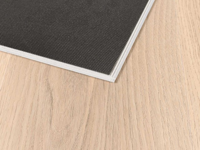107 m2 pvc spc click plank met xps onderlaag - 1220 x 228 x 4+1 mm - afbeelding 4 van  4