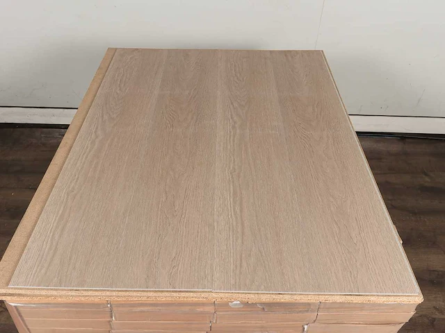 107 m2 pvc spc click plank met xps onderlaag - 1220 x 228 x 4+1 mm - afbeelding 3 van  4