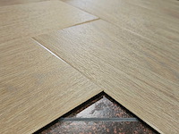 108 m2 pvc dryback visgraat - 914 x 102 x 2,5 mm - afbeelding 2 van  2