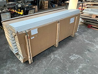 108 vensterbanken wit gespoten - afbeelding 1 van  3