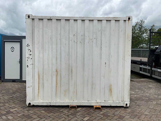 10ft - geisoleerde labotorium - container 10ft met keukenblok en groepenkast - afbeelding 4 van  9