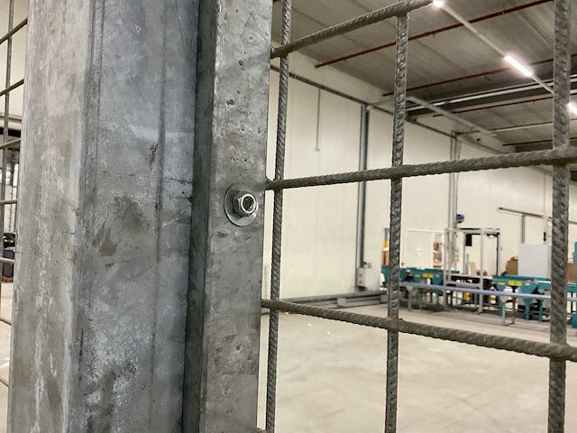 10m gegalvaniseerd hekwerk - afbeelding 3 van  3