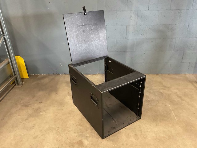 10u 19-inch rack met klepdeksel - afbeelding 2 van  2