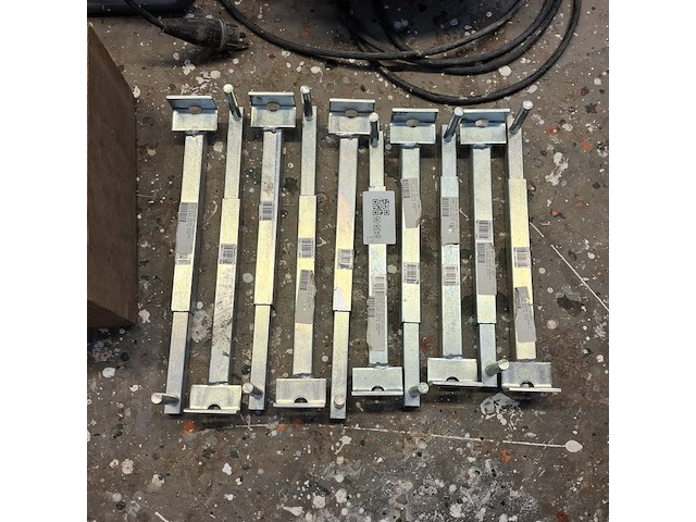 10x gevelklem met spindel 1752400070 - afbeelding 2 van  6